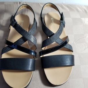 Naturalizer N5 comfort sandals